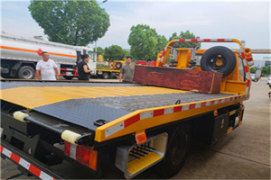 汉南区附近拖车电话号码服务